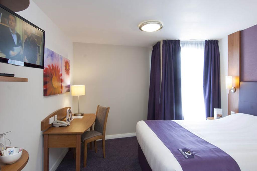 Premier Inn Tonbridge Chambre photo