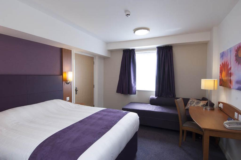 Premier Inn Tonbridge Chambre photo