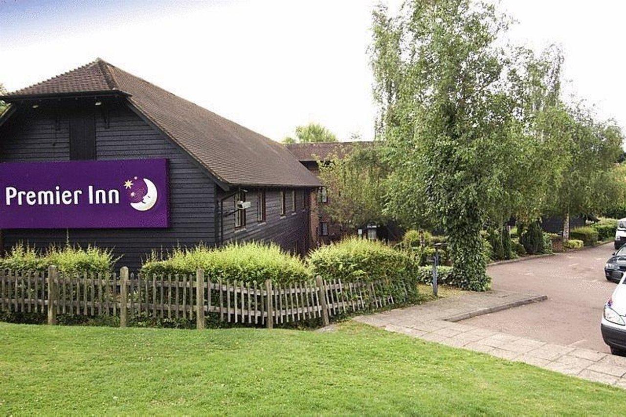 Premier Inn Tonbridge Extérieur photo